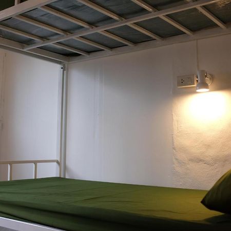 Mint Hostel Bangkok Ngoại thất bức ảnh