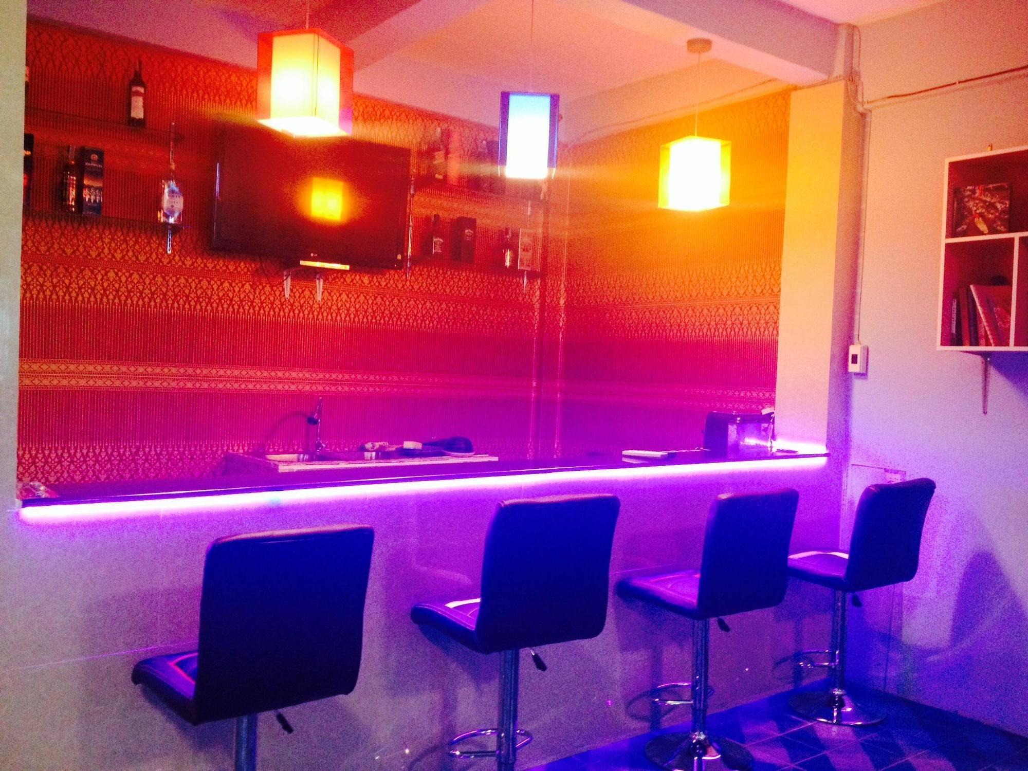 Mint Hostel Bangkok Ngoại thất bức ảnh