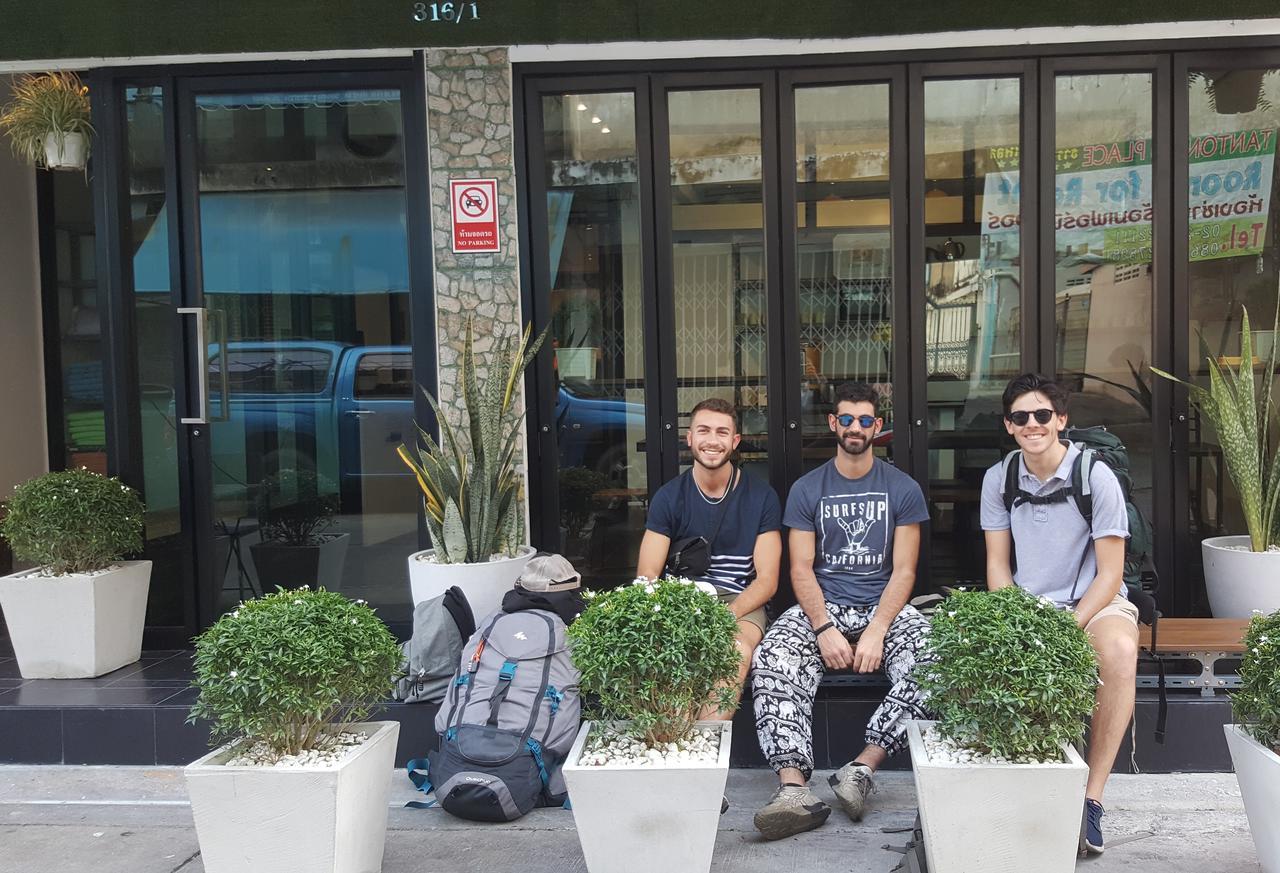Mint Hostel Bangkok Ngoại thất bức ảnh