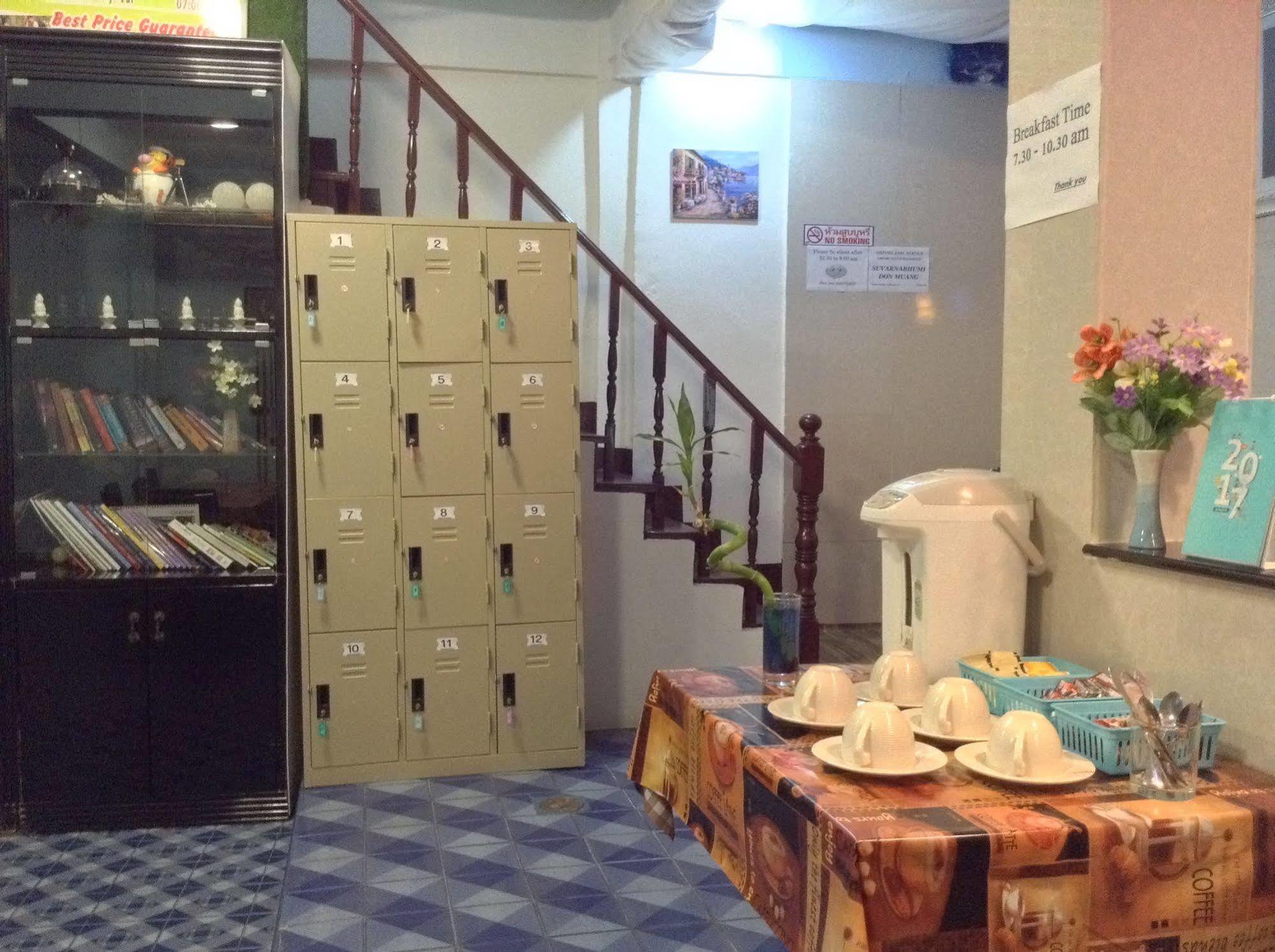 Mint Hostel Bangkok Ngoại thất bức ảnh